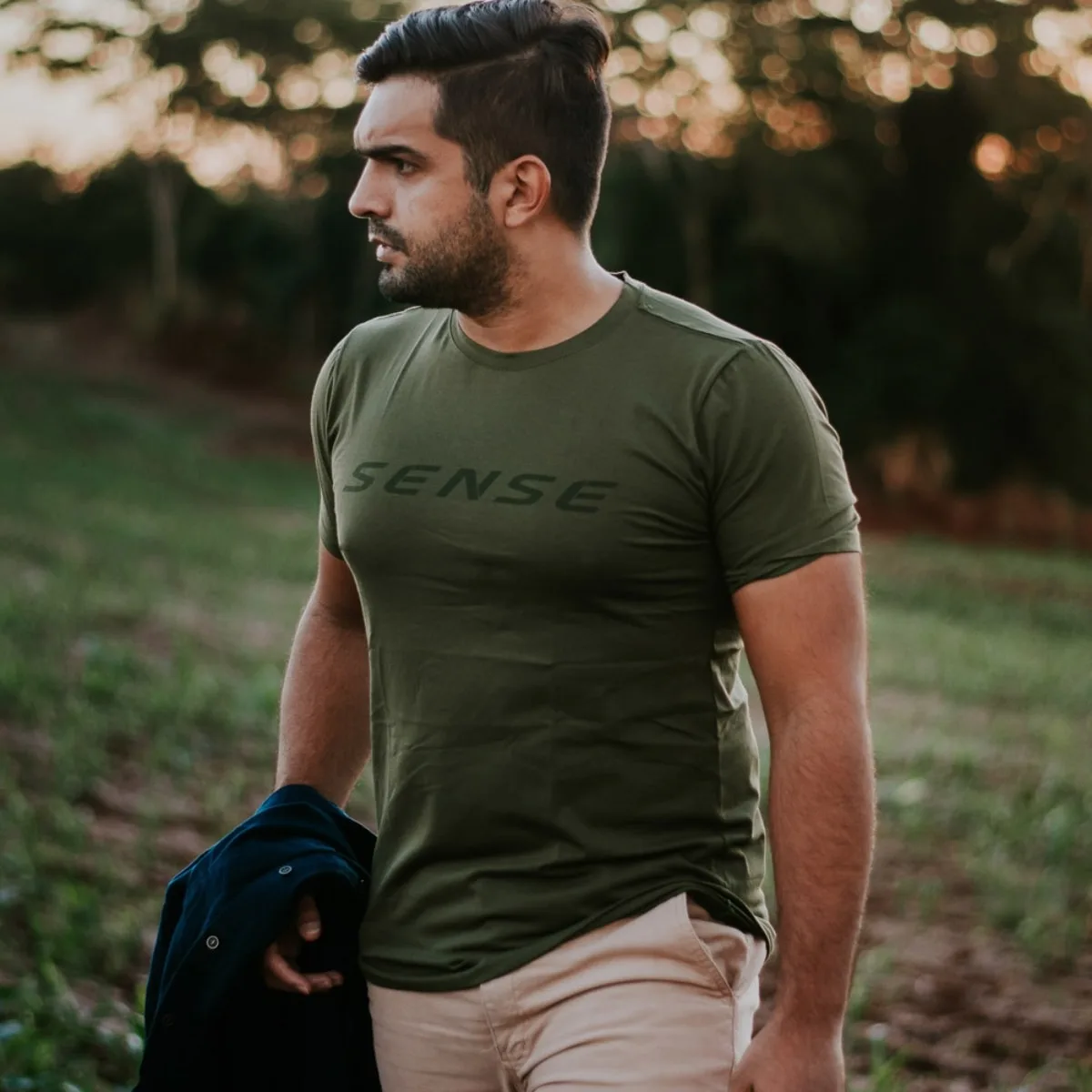 Camiseta Sense Logo Verde Militar